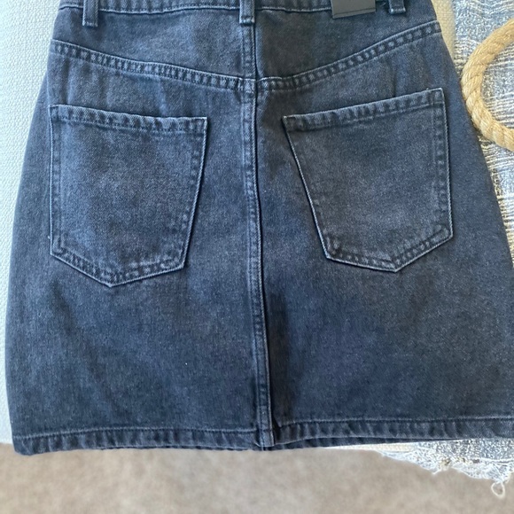 COPY - Veto Moda Mini Skirt - Picture 9 of 9